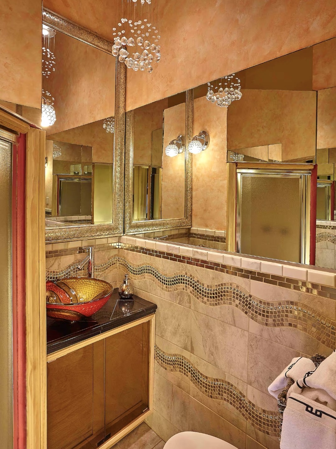 The Single Suite at The International Cozy Inn boutique hotel New York City