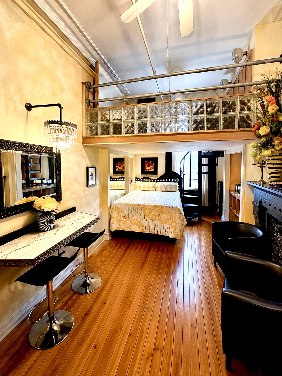 Loft Suite detail